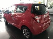 Cần bán xe Chevrolet Spark đời 2018, màu đỏ, giá tốt