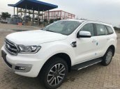 Bán xe Ford Everest 2.0L AT 4x2 đời 2018, hộp số 10 cấp - nhận xe trong tháng - nhận ưu đãi khủng