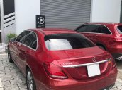 Bán xe Mercedes C200, đỏ 2018 chính hãng, trả trước 450 triệu nhận xe