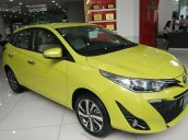 Bán Toyota Yaris 1.5G CVT 2018, màu vàng, nhập khẩu, giao xe sớm liên hệ Mr Trung 0986924166