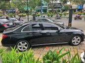 Bán xe Mercedes E250 đen chính hãng, lăn bánh 2 vạn km