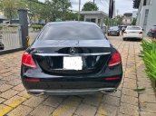 Bán xe Mercedes E250 đen chính hãng, lăn bánh 2 vạn km