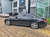 Bán xe Mercedes E250 đen chính hãng, lăn bánh 2 vạn km