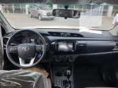 Bán Toyota Hilux 2.4G MT 2018, màu trắng, nhập khẩu nguyên chiếc, giao xe sớm alo 0986924166