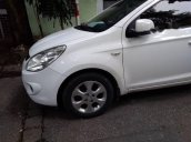 Cần bán gấp Hyundai i20 Active đời 2011, màu trắng, nhập khẩu, giá 360tr