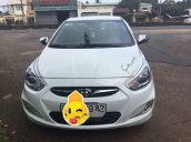 Cần bán gấp Hyundai Accent sản xuất 2012, màu trắng, nhập khẩu số tự động