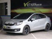 Cần bán gấp Kia Rio 1.4MT sản xuất 2015, màu bạc