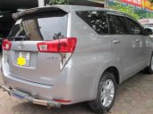 Bán Toyota Innova 2.0 MT đời 2017, màu bạc  