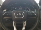 Chính chủ bán xe Audi Q7 2.0 AT sản xuất năm 2016, màu đen