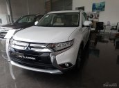 Mitsubishi Outlander 2018, tặng full phụ kiện, hỗ trợ trả góp 90%