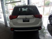 Mitsubishi Outlander 2018, tặng full phụ kiện, hỗ trợ trả góp 90%