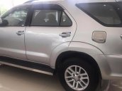 Bán Toyota Fortuner 2.7 4x2 AT màu bạc, máy xăng, số tự động, sản xuất năm 2013