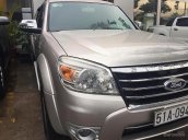 Cần bán xe Ford Everest đời 2011, màu hồng, giá 575tr