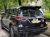 Bán xe Toyota Fortuner năm 2018, màu xanh đen, 2 cầu