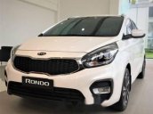 Bán xe Kia Rondo sản xuất năm 2018, màu trắng 