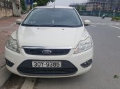 Cần bán Ford Focus 1.8 AT đời 2010, màu trắng