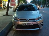 Cần bán xe Toyota Yaris AT sản xuất 2015, màu bạc 