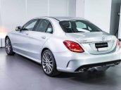 Bán Mercedes C300 AMG sản xuất 2018, màu bạc