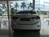 Bán Mazda 3 SD 1.5L đời 2018, màu trắng, giá tốt