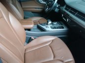 Chính chủ bán xe Audi Q7 2.0 AT sản xuất năm 2016, màu đen