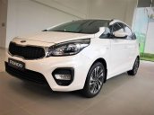 Bán xe Kia Rondo sản xuất năm 2018, màu trắng 