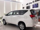 Cần bán xe Toyota Innova năm 2018, màu trắng