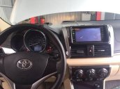 Bán ô tô Toyota Vios E đời 2017, màu bạc số sàn