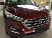 Bán xe Hyundai Tucson 2.0 Turbo đời 2018, màu đỏ. Xe có sẵn