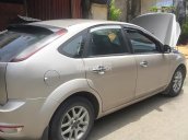 Cần bán xe Ford Focus 1.8 AT 2010, xe đang sử dụng