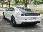 Cần bán lại xe Chevrolet Camaro RS 3.6 V6 năm sản xuất 2010, màu trắng, nhập khẩu nguyên chiếc