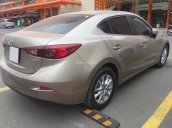 Cần bán xe Mazda 3 sản xuất 2016 bản 1.5 số tự động, màu vàng