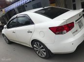 Cần bán gấp Kia Forte S 1.6 AT đời 2013, màu trắng  