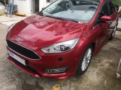 Bán Ford Focus Sport+ 1.5 AT Ecoboost Hatchback sản xuất năm 2016, màu đỏ