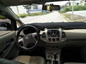 Bán Toyota Innova đời 2013, màu bạc, giá tốt