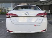 Bán xe Toyota Vios 2018, màu trắng, giao ngay