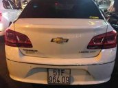 Cần bán lại xe Chevrolet Cruze LTZ 1.8 đời 2016, màu trắng, giá tốt