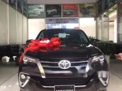 Cần bán Toyota Fortuner 2.7 V 2018, màu đen, giá tốt