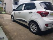 Cần bán Hyundai Grand i10 1.0AT đời 2016, màu trắng