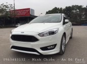 Khuyến mại hơn 50 triệu tiền mặt, tặng gói phụ kiện và giao ngay Ford Focus 5D Sport màu trắng 2018