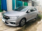 Gia đình đổi xe đời cao cần bán Honda City 2017, số tự động bản top