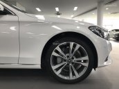 Bán Mercedes-Benz C250 2018, chính hãng, giá tốt nhất