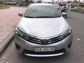 Cần bán gấp Toyota Corolla altis sản xuất 2016, màu bạc