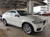 Bán xe BMW X6 năm 2018, màu trắng, nhập khẩu