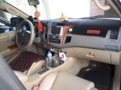 Bán xe Toyota Fortuner V 2011, màu bạc chính chủ, 580tr