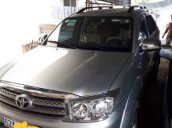 Bán xe Toyota Fortuner V 2011, màu bạc chính chủ, 580tr