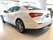 Bán xe Maserati Ghibli màu trắng, nhập khẩu, mới 100% từ Ý, chính hãng giá tốt nhất