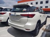 Bán Toyota Fortuner 2.7V 4x2 AT sản xuất 2018, màu trắng 