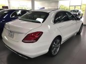 Cần bán lại xe Mercedes C250 2017, đã được đăng ký biển số