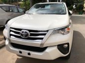 Cần bán xe Toyota Fortuner 2.4G 4x2 MT đời 2018, màu xám, xe nhập