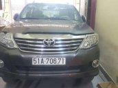 Bán ô tô Toyota Fortuner V sản xuất 2013, màu xám còn mới giá cạnh tranh